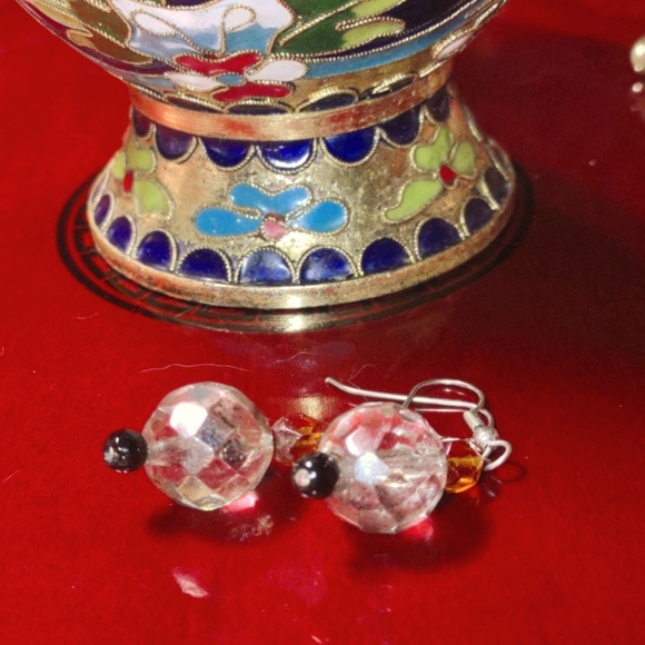 Beautiful Shiny Crystal Prism Vintage Earrings - Picture 1 of 1